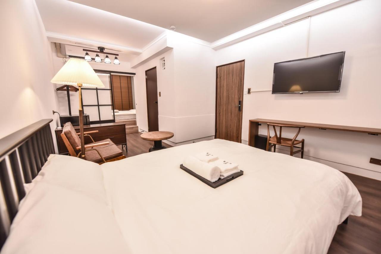 Eryang Homestay Tainan Buitenkant foto