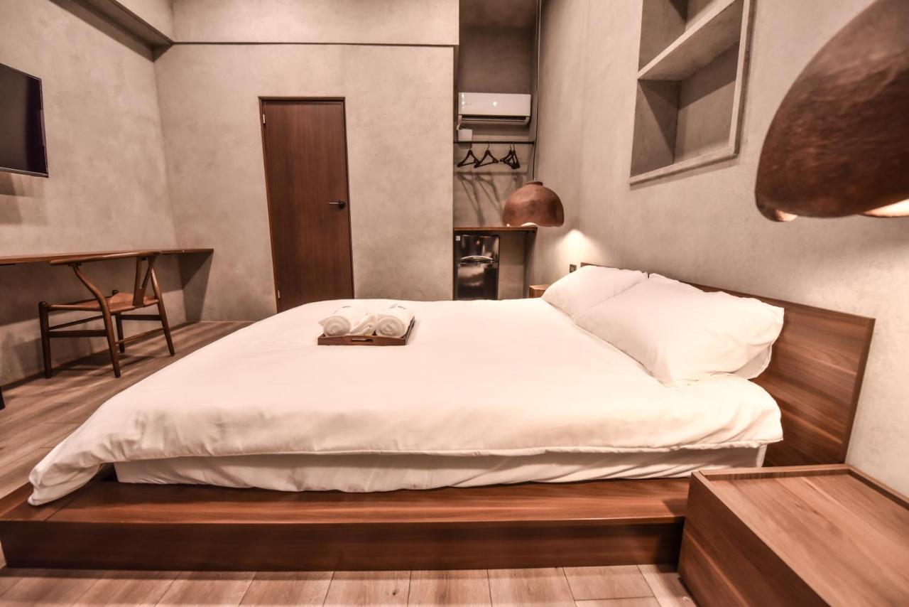 Eryang Homestay Tainan Buitenkant foto