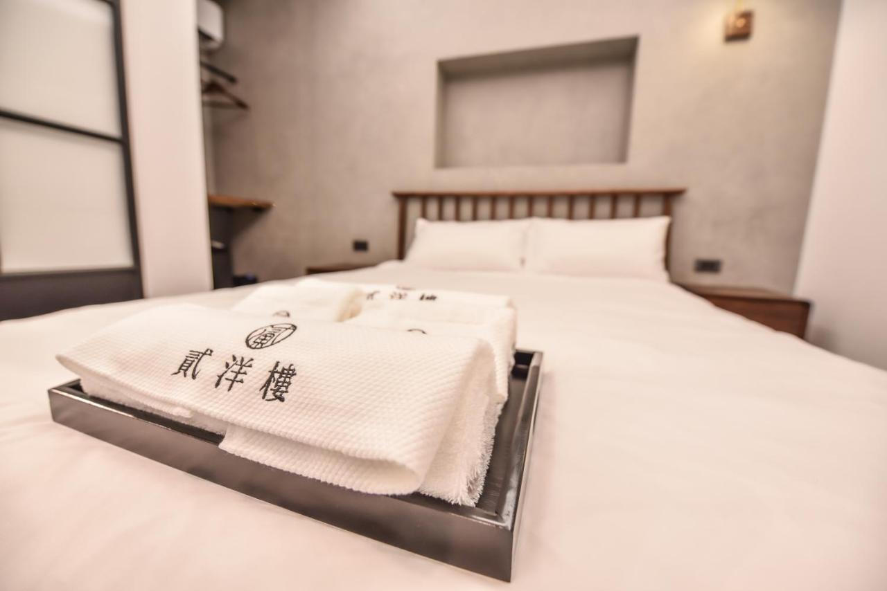 Eryang Homestay Tainan Buitenkant foto
