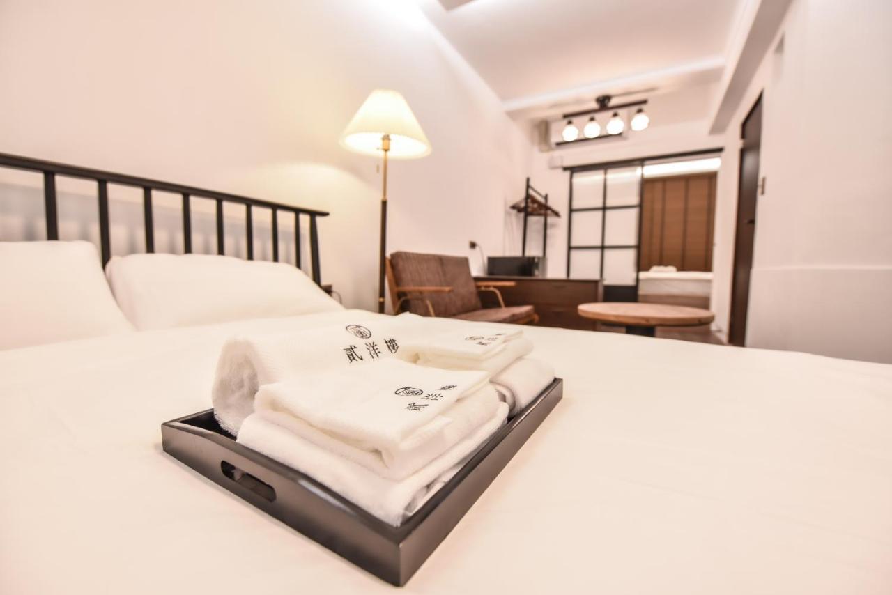 Eryang Homestay Tainan Buitenkant foto