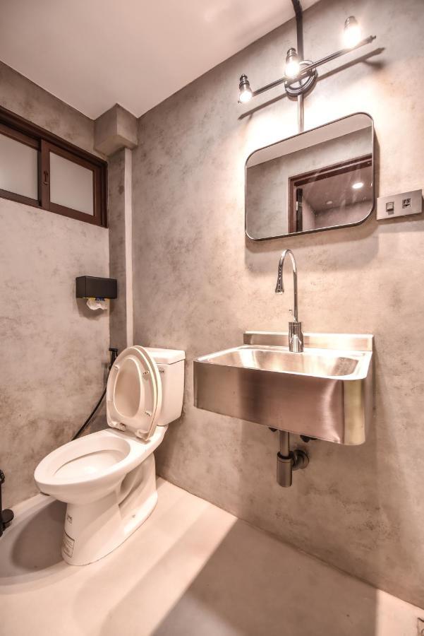 Eryang Homestay Tainan Buitenkant foto