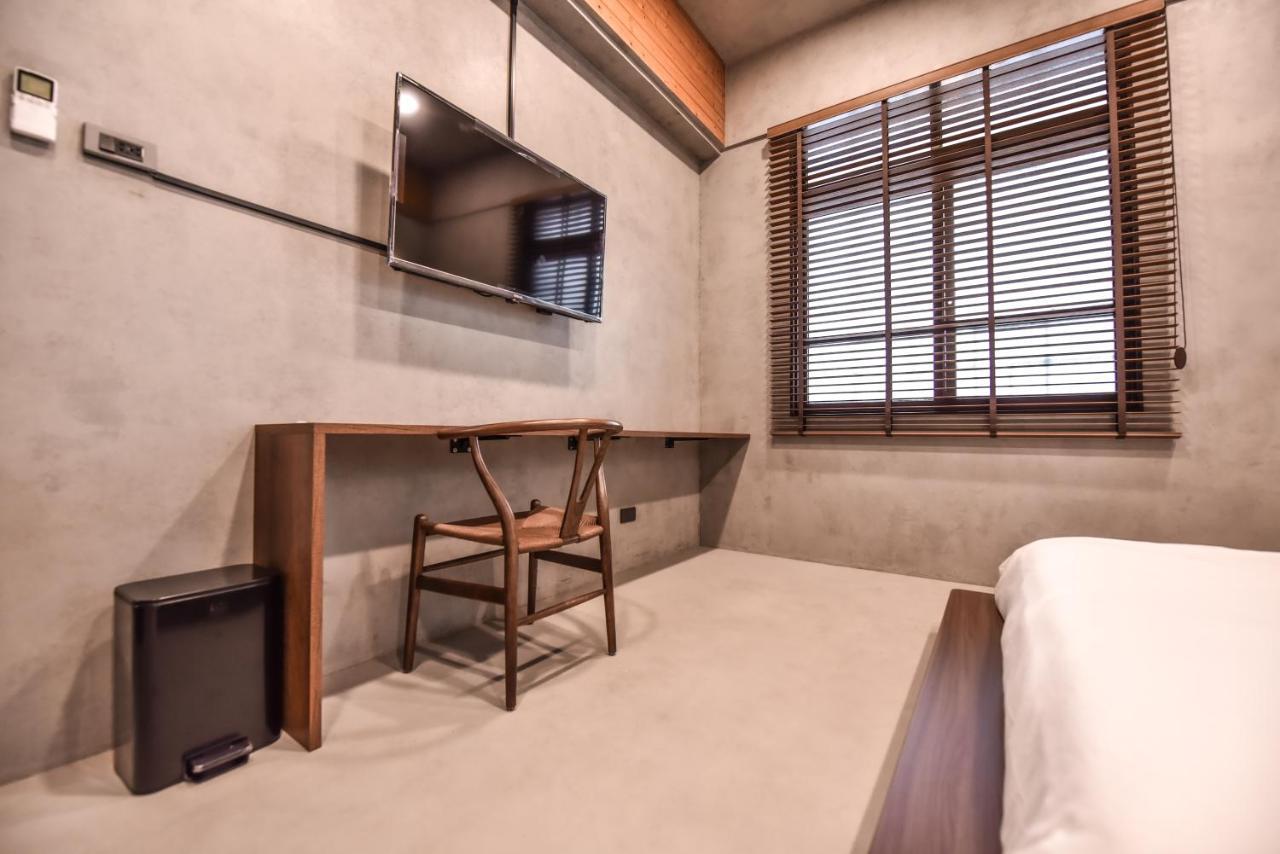 Eryang Homestay Tainan Buitenkant foto