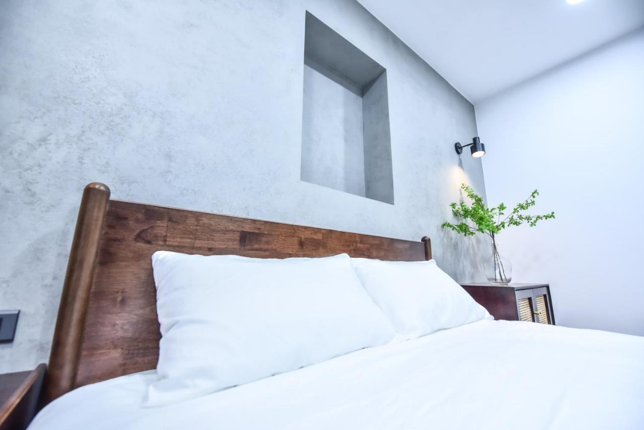Eryang Homestay Tainan Buitenkant foto