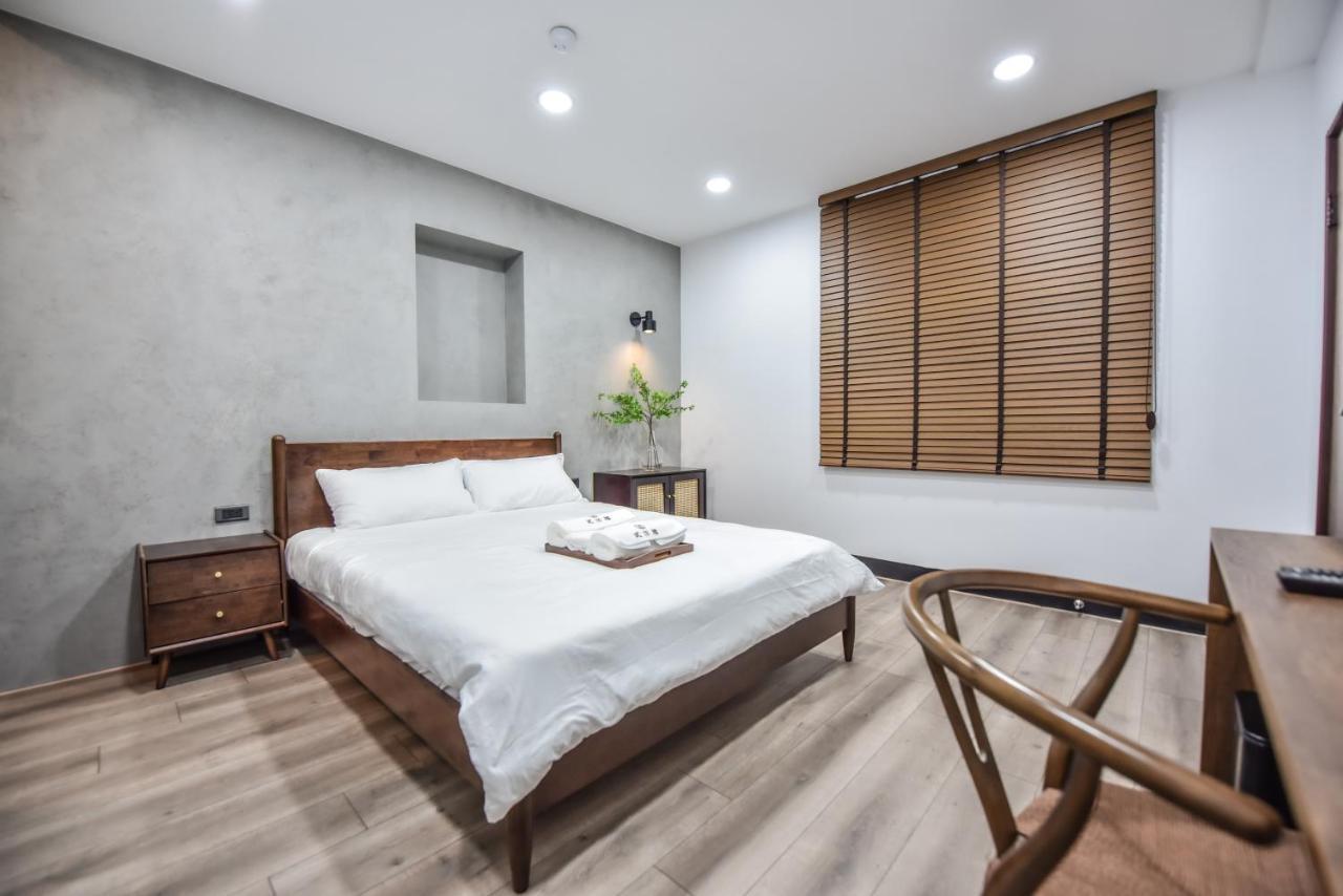 Eryang Homestay Tainan Buitenkant foto