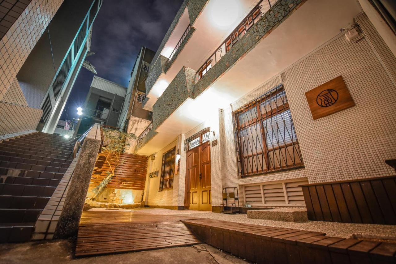 Eryang Homestay Tainan Buitenkant foto